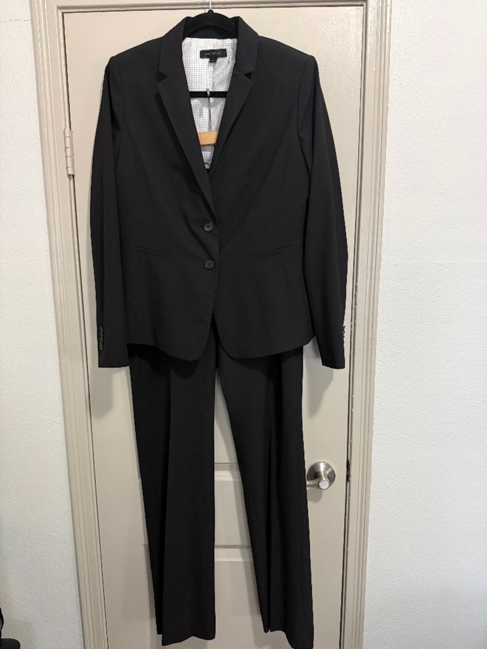 Ann Taylor Women’s Black Business Suit Set Office Jacket sz 8 Pants sz 10